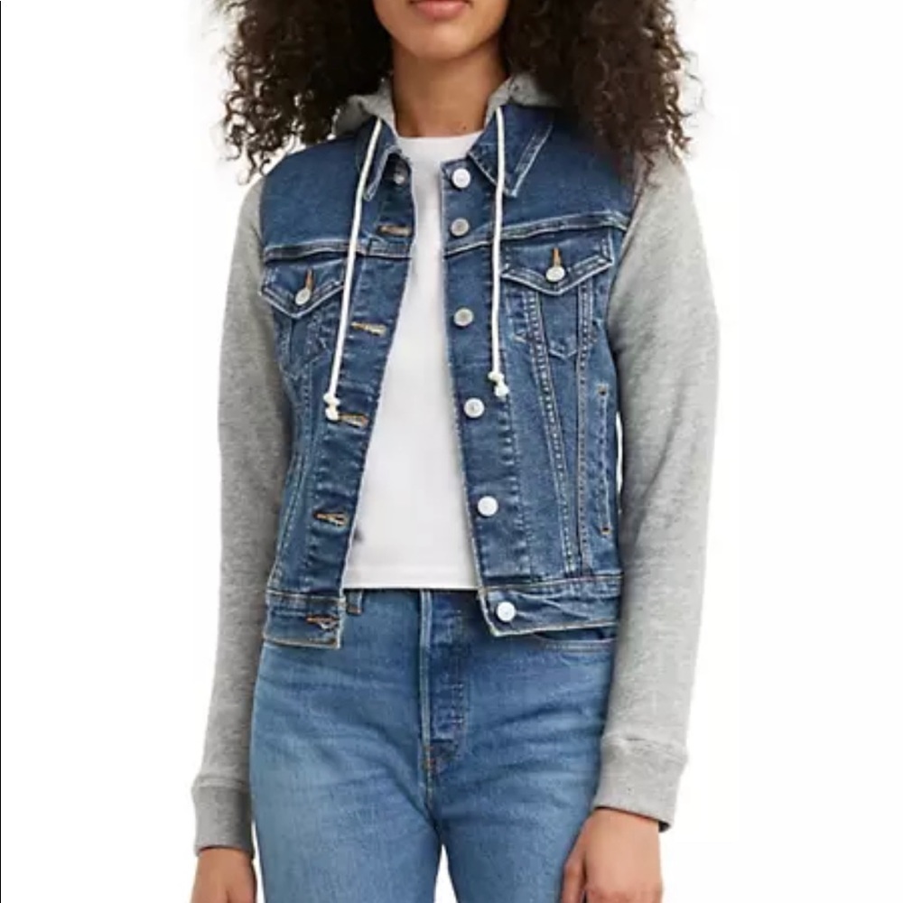 LEVI’s Hybrid Original Truckers Jacket - Women’s Size Small - Jean Jacket NEW